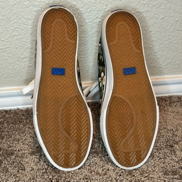 Ked’s Jump Kick Green Tropical Floral Lace Up Shoes - Never Worn - Picture 5 of 6